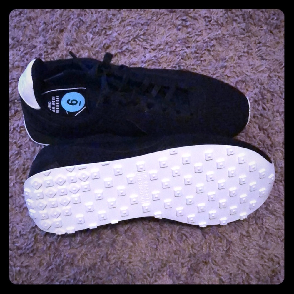 **New**Nike Pre Montreal Racer Vintage Black